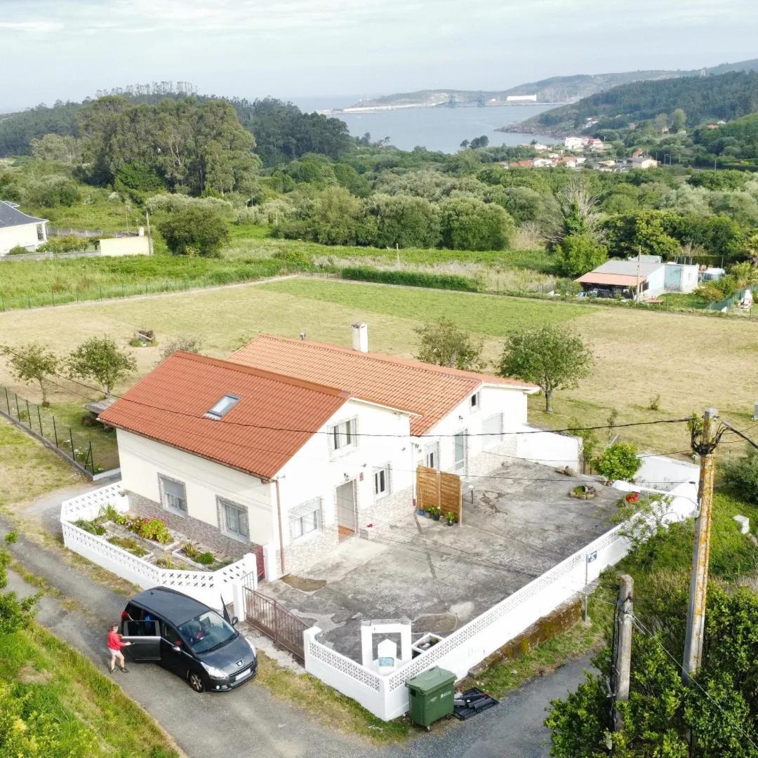 Pozo das Leiras-izquierda- Ares Exterior foto